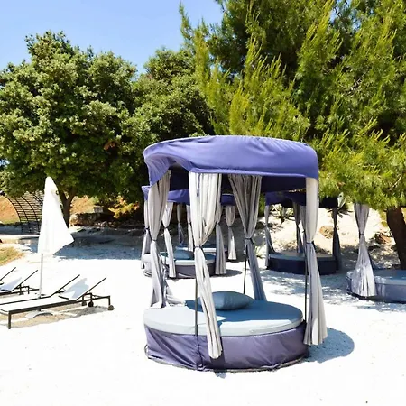 - Istrien 11401 Pjescana Uvala
